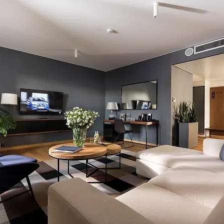 Hotel Sadova 4*