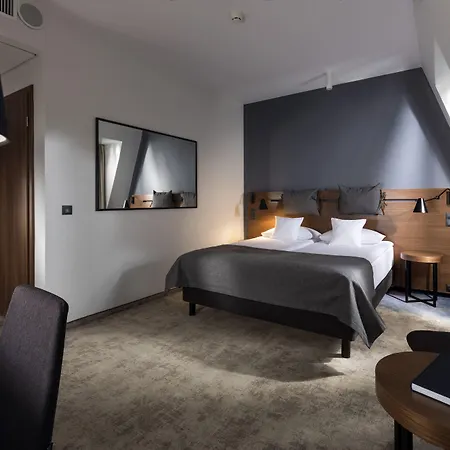 Hotel Sadova Отель Гданьск