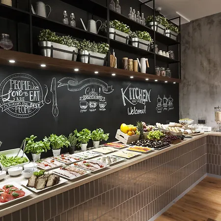 Hotel Sadova Отель Гданьск