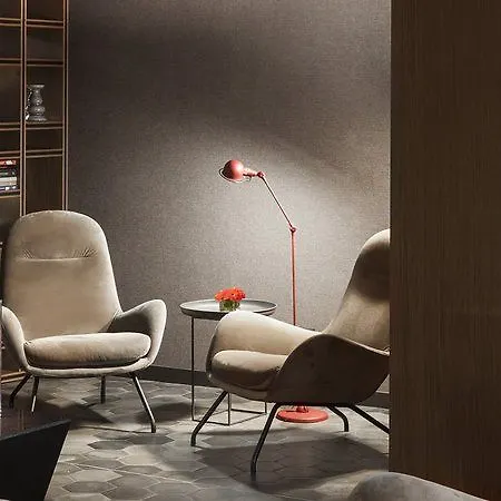 Отель Hotel Sadova 4*