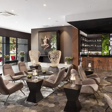 Отель Hotel Sadova 4*