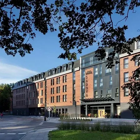 Hotel Sadova Отель 4*